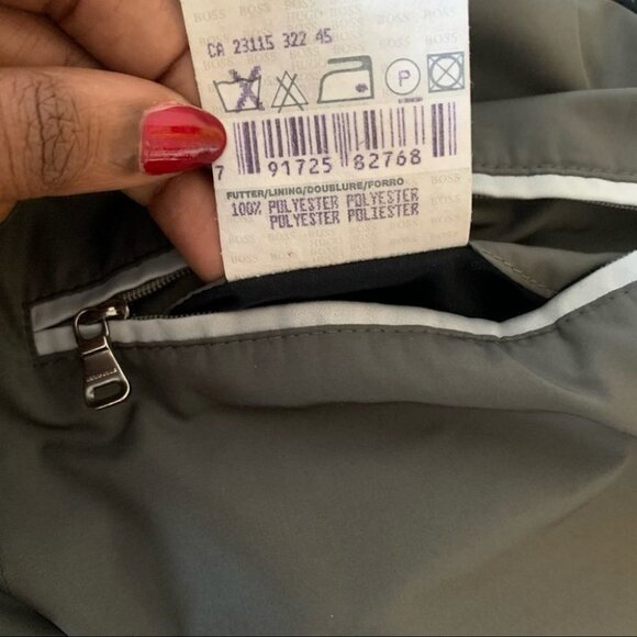 HUGO BOSS LIGHTWEIGHT FRONT ZIPPER BLACK JACKET MEN SIZE  46 - Picture 13 of 13